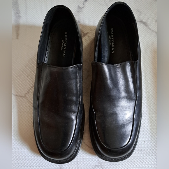 Bostonian black leather shoes - Picture 1 of 4